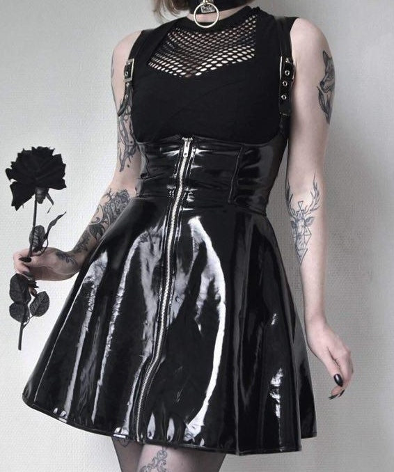 Europe and the United States sexy gothic PVC strap dress DS bar costume nightclub singer skirt